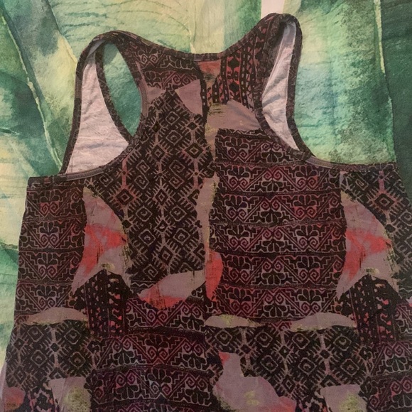 Bloom Tank - Picture 9 of 11